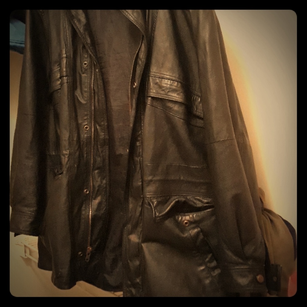 100% ginuwine leather jacket